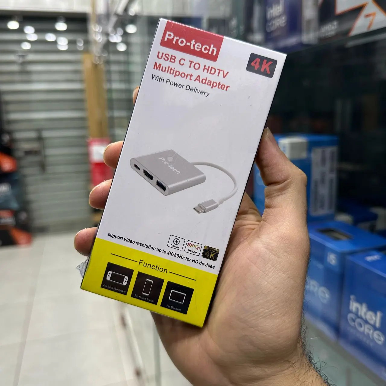 HUB MULTIPORT ADAPTATEUR 3 IN 1 PRO-TECH TYPE C TO HDTV 1*HDMI + 1*USB 3.0 + 1*TYPE C